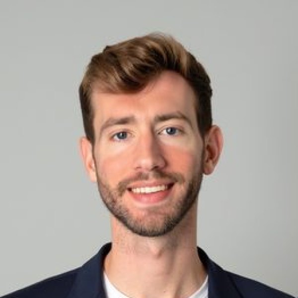 Adam Fierst
